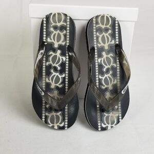 Locals Flip Flops, Free With Any Bundle!